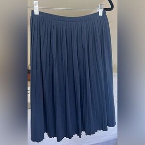 Uniqlo Navy Blue Soft Pleated Skirt (Size S)